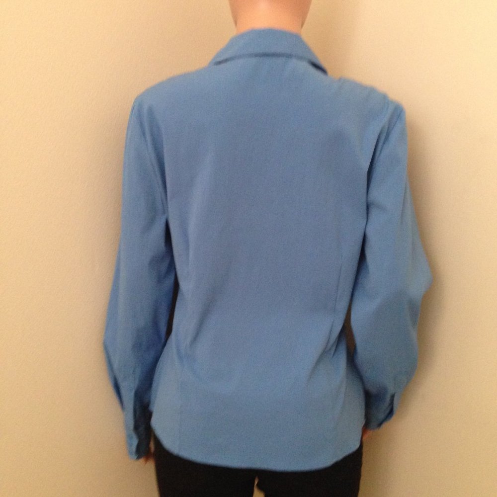 Light Stretch Button Down Ladies Shirt-Large - Picture 2 of 6